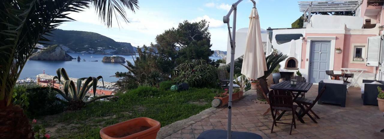 Casa Carmela Bed and Breakfast Ponza Buitenkant foto